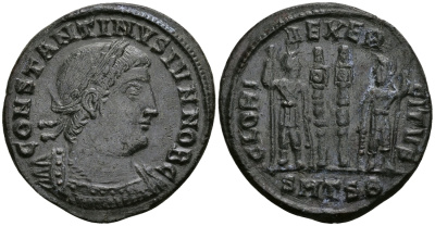 Римская Империя нуммий 334 - 335 Константин II в ранге цезаря GLORIA EXERCITVS Фессалоника Good Very fine (R1) RIC 199 бронза 1073-3-5-2