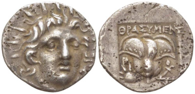 Кария, о-в Родос гемидрахма 170-150 гг. до н.э. голова Гелиоса анфас / роза, слева солнечный диск, справа бутон, сверху имя магистрата, 1,38 гр HGC 6, 1462 серебро 1073-11-104