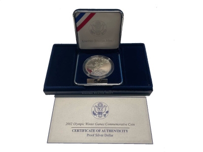 США 1 доллар 2002 P, XIX зимние Олимпийские Игры, Солт-Лейк-Сити 2002, в оригинальной коробке, сертификат KM 336 серебро  PROOF  3-6-5-19