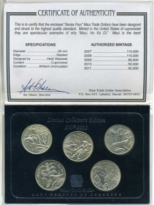 Гавайи, Мауи набор из 5 монет по 1 доллару 2007-2011 MAUI CHAMBER OF COMMERCE, в оригинальном картонном буклете, сертификат медно-никель UNC 5-4-4-01