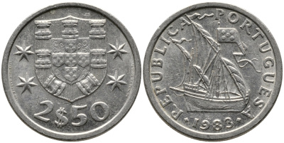 Португалия 2,5 эскудо 1983 парусник KM 590 медно-никель 99-1163